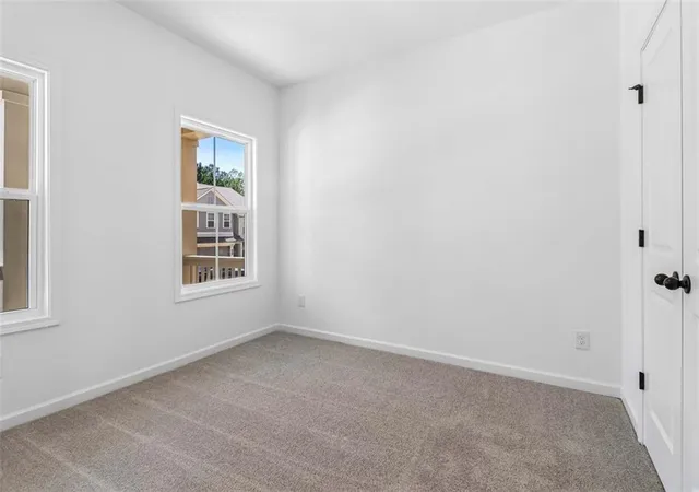 Photo 3 of Single family home for sale at 5464 Hargrove Way, Flowery Branch, GA 30542 | MLS# 7831561 | Listing updated on 2026-09-23