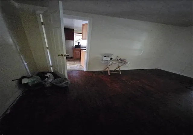 Photo 2 of Sale Pending at 117 Lake Dr, Griffin, GA 30223 | MLS# 7848880 | Listing updated on 2026-10-29