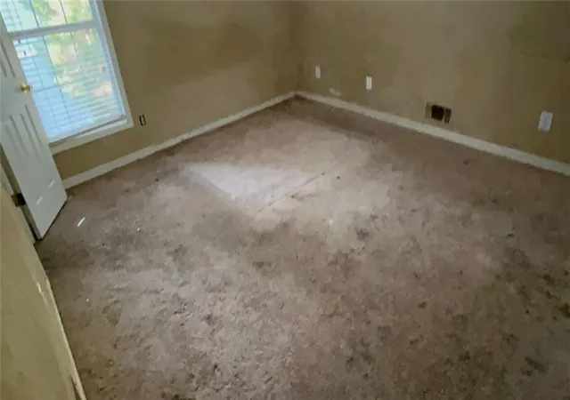 Photo 3 of Single family home for sale at 3221 Summer Wood Cir, Snellville, GA 30039 | MLS# 7835194 | Listing updated on 2026-09-11