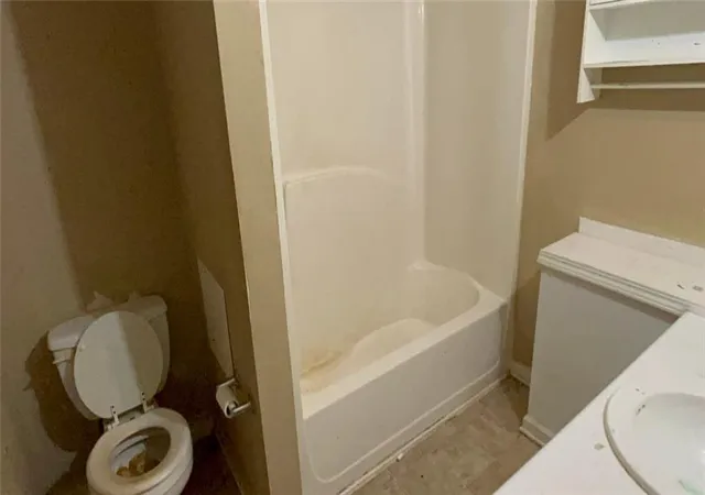 Photo 3 of Single family home for sale at 3221 Summer Wood Cir, Snellville, GA 30039 | MLS# 7835194 | Listing updated on 2026-09-11