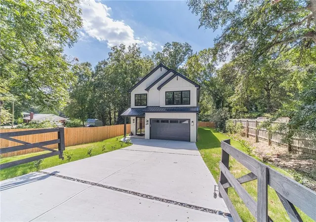 Photo 1 of Single family home for sale at 274 White St, Hoschton, GA 30548 | MLS# 7833844 | Listing updated on 2026-09-11