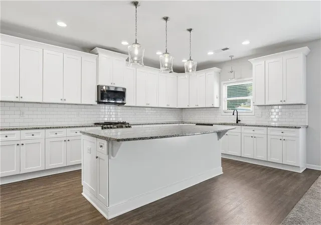 Photo 3 of Single family home for sale at 380 Longwood Pl, Dallas, GA 30132 | MLS# 7844314 | Listing updated on 2026-10-11