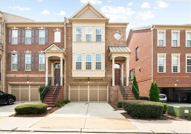 Townhouse for sale at 12 Rockland Pl, Decatur, GA 30030 | MLS# 7836378