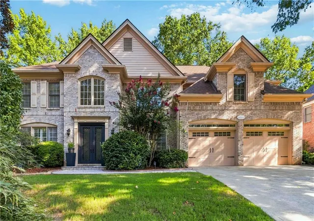 Photo 1 of Sale Pending at 2223 Austin Lake Dr Se, Smyrna, GA 30082 | MLS# 7822453 | Listing updated on 2026-09-27