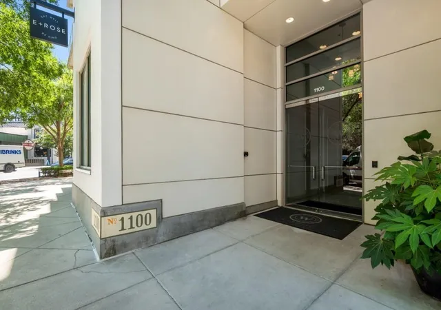 Photo 2 of Condo for sale at 1100 Howell Ml Rd NW #204, Atlanta, GA 30318 | MLS# 7805737 | Listing updated on 2026-09-03