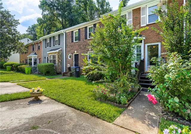 Photo 1 of Townhouse for sale at 148 Springstead Ct SW, Marietta, GA 30060 | MLS# 7819991 | Listing updated on 2026-09-11