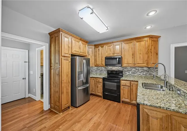 Photo 2 of Single family home for sale at 116 Savannah St Se, Calhoun, GA 30701 | MLS# 7832704 | Listing updated on 2026-09-17