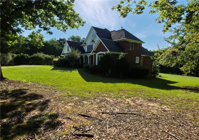 Photo 3 of Single family home for sale at 500 Thoreau Ln, Jonesboro, GA 30236 | MLS# 7833984 | Listing updated on 2026-09-23