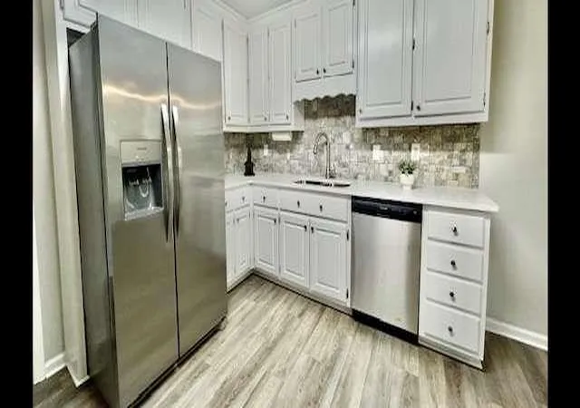 Photo 3 of Single family home for sale at 328 Cattlemans Cir, Mcdonough, GA 30252 | MLS# 7834092 | Listing updated on 2026-09-17