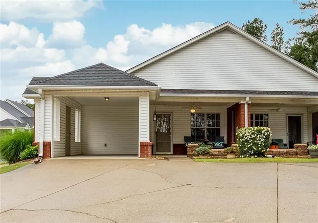 Photo 2 of Condo for sale at 150 Old Ml Rd #413, Cartersville, GA 30120 | MLS# 7831946 | Listing updated on 2026-09-03