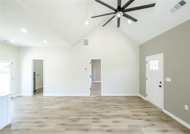 Photo 4 of Sale Pending at 391 Broadway St, Tallapoosa, GA 30176 | MLS# 7840816 | Listing updated on 2026-09-30