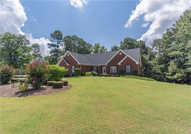 Photo 2 of Single family home for sale at 3562 Thompson Ml Rd, Buford, GA 30519 | MLS# 7831955 | Listing updated on 2026-09-03