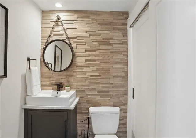 Listing Photo 4 - Condo for sale in building located at 1130 Piedmont Ave Ne, Atlanta, GA 30309 - Unit #1002