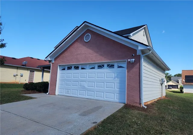 Photo 1 of Single family home for sale at 10944 Station Dr, Lovejoy, GA 30228 | MLS# 7854544 | Listing updated on 2026-10-25