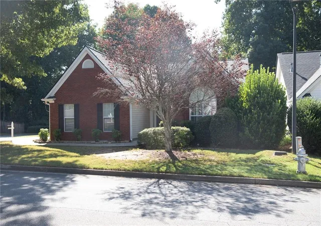 Photo 1 of Single family home for sale at 3283 Liberty Cmns Dr, Kennesaw, GA 30144 | MLS# 7837605 | Listing updated on 2026-09-19
