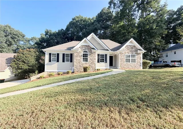 Photo 1 of Single family home for sale at 1412 White Oak Tr, Loganville, GA 30052 | MLS# 7836794 | Listing updated on 2026-09-12