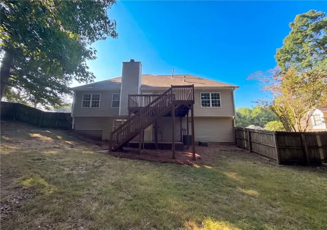 Photo 4 of Single family home for sale at 1412 White Oak Tr, Loganville, GA 30052 | MLS# 7836794 | Listing updated on 2026-09-12