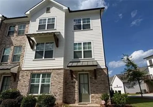 Photo 2 of Townhouse for sale at 3488 Reaping Ridge, Suwanee, GA 30024 | MLS# 7821054 | Listing updated on 2026-09-01
