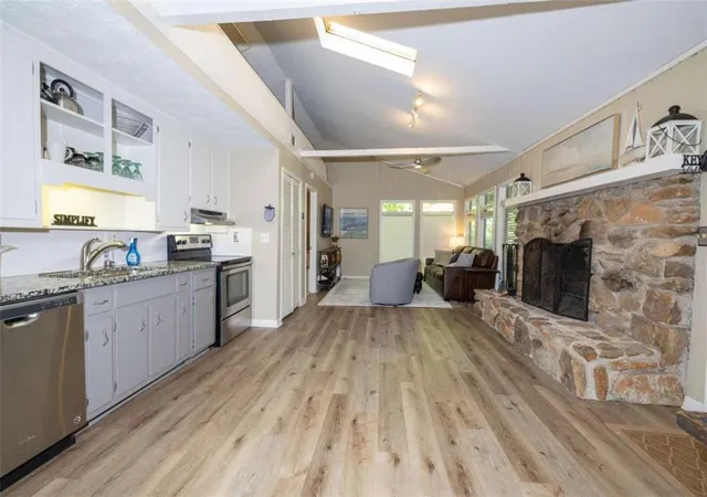 Photo 3 of Condo for sale at 9010 Prestige Ln #2, Gainesville, GA 30506 | MLS# 7839821 | Listing updated on 2026-09-27