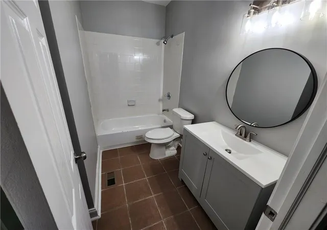 Photo 3 of Single family home for sale at 620 Joseph E Lowery Blvd Nw, Atlanta, GA 30318 | MLS# 7835509 | Listing updated on 2026-09-14