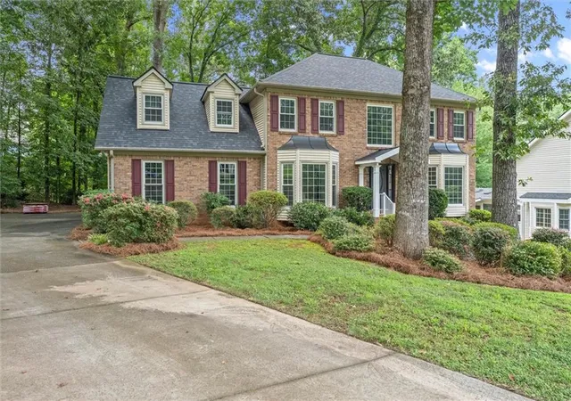 Photo 2 of Single family home for sale at 2711 Arbor Summit, Marietta, GA 30066 | MLS# 7836093 | Listing updated on 2026-09-14