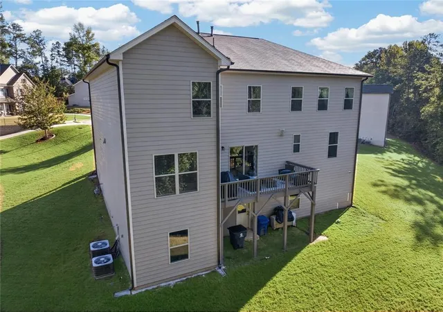 Photo 4 of Single family home for sale at 518 Eagles Point, Fairburn, GA 30213 | MLS# 7855116 | Listing updated on 2026-10-30