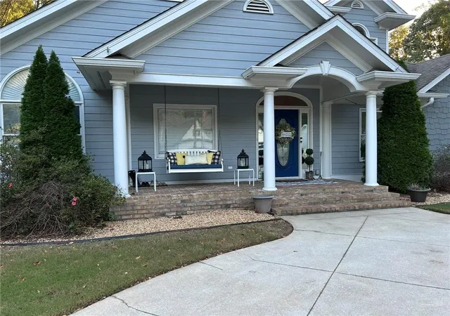 Photo 3 of Single family home for sale at 4548 Duncan Dr, Sugar Hill, GA 30518 | MLS# 7833899 | Listing updated on 2026-09-08