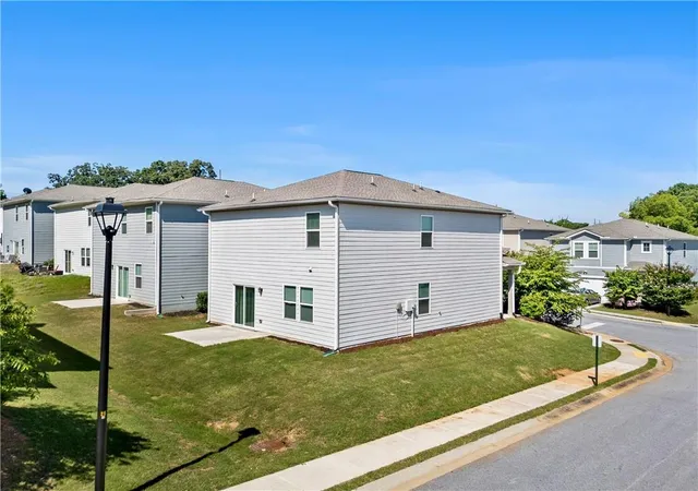 Photo 3 of Single family home for sale at 44 Wynn Way, Pendergrass, GA 30567 | MLS# 7842151 | Listing updated on 2026-09-26