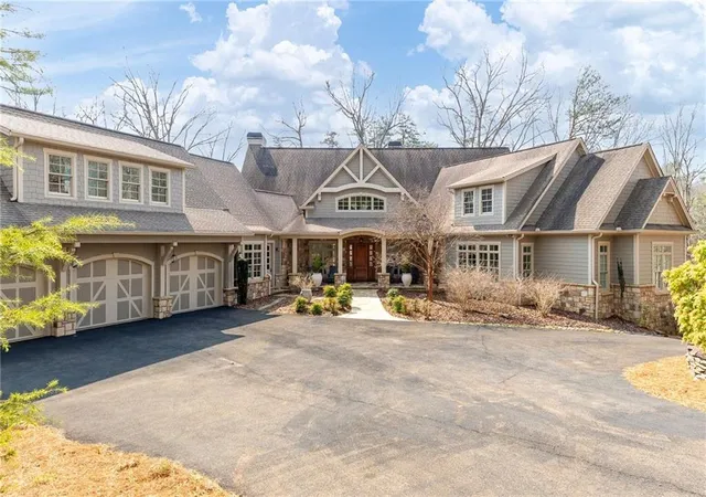 Photo 1 of Single family home for sale at 928 Black Bear Trl, Jasper, GA 30143 | MLS# 7829804 | Listing updated on 2026-09-01