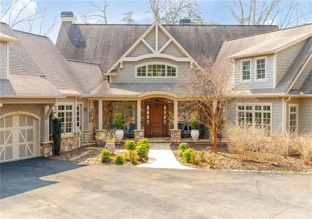 Photo 2 of Single family home for sale at 928 Black Bear Trl, Jasper, GA 30143 | MLS# 7829804 | Listing updated on 2026-09-01