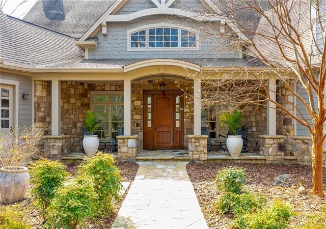 Photo 4 of Single family home for sale at 928 Black Bear Trl, Jasper, GA 30143 | MLS# 7829804 | Listing updated on 2026-09-01