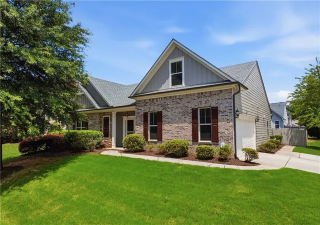 Photo 2 of Single family home for sale at 6834 Winding Wade Trl, Austell, GA 30168 | MLS# 7859183 | Listing updated on 2026-10-27