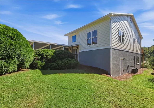 Photo 4 of Single family home for sale at 6090 Smokey Rd, Athens, GA 30601 | MLS# 7859619 | Listing updated on 2026-10-28