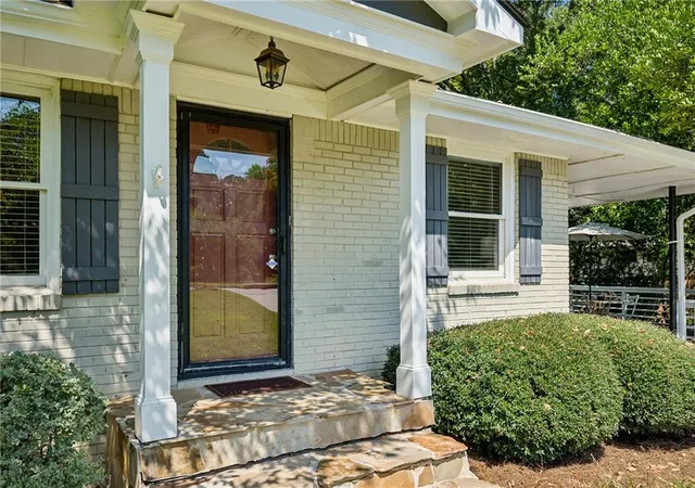 Photo 2 of Single family home for sale at 2316 Poplar Springs Dr Ne, Brookhaven, GA 30319 | MLS# 7834921 | Listing updated on 2026-09-14