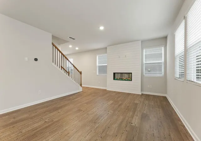 Photo 3 of Single family home for sale at 8039 Joyce Way, Fairburn, GA 30213 | MLS# 7857131 | Listing updated on 2026-10-22