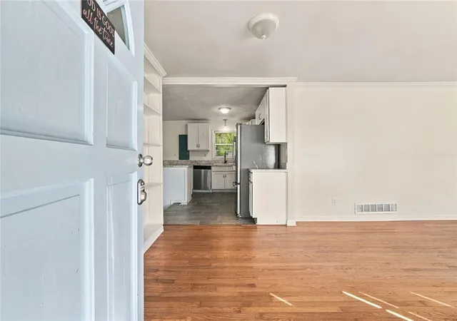 Photo 3 of Sale Pending at 556 Monticello Dr SW, Mableton, GA 30126 | MLS# 7857603 | Listing updated on 2026-10-28