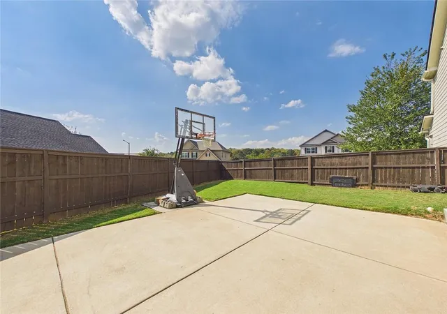 Photo 4 of Single family home for sale at 609 Darnell Rd, Canton, GA 30115 | MLS# 7857808 | Listing updated on 2026-10-30