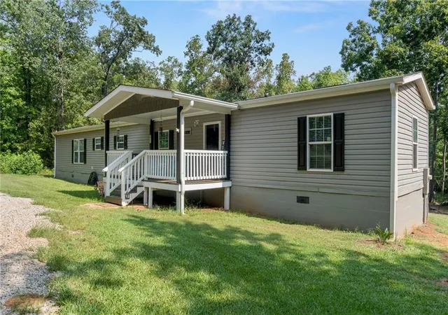 Photo 3 of Sale Pending at 8610 Sandy Run Rd, Sparta, GA 31087 | MLS# 7832613 | Listing updated on 2026-10-08