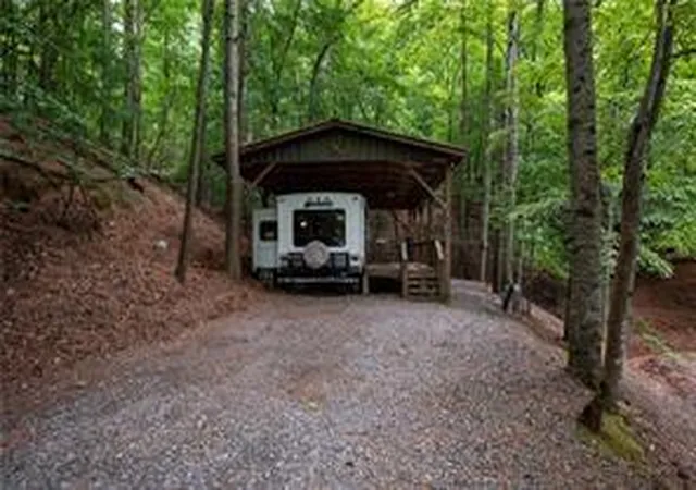 Photo 2 of Single family home for sale at 133 31st Street, Ellijay, GA 30540 | MLS# 7832016 | Listing updated on 2026-09-04
