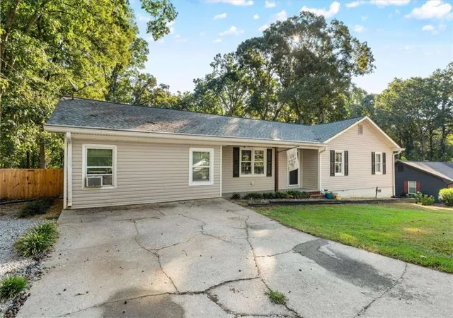 Photo 3 of Single family home for sale at 80 Oak Ridge Way, Bremen, GA 30110 | MLS# 7839413 | Listing updated on 2026-09-18
