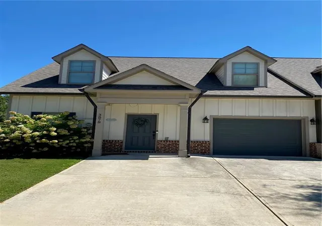 Photo 1 of Townhouse for sale at 3878 Valley View Ct, Gainesville, GA 30501 | MLS# 7832251 | Listing updated on 2026-09-04