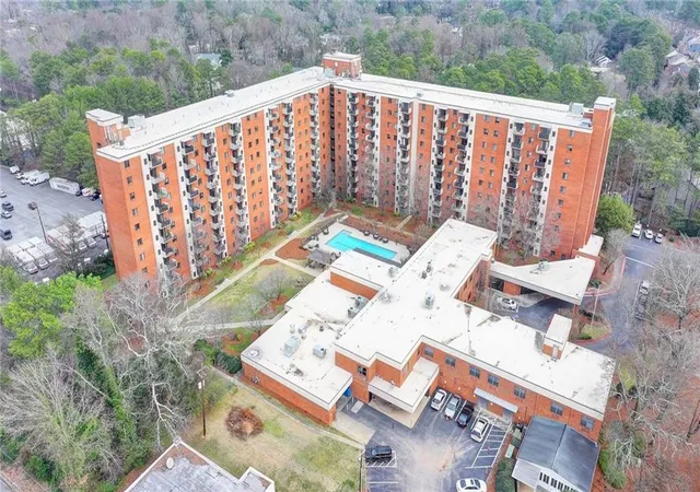 Photo 3 of Sale Pending at 300 Johnson Fry Rd NE #A907, Sandy Springs, GA 30328 | MLS# 7834533 | Listing updated on 2026-09-11