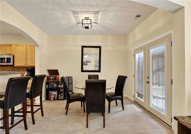 Photo 3 of Townhouse for sale at 5556 Cascade Run, Atlanta, GA 30336 | MLS# 7831090 | Listing updated on 2026-09-02