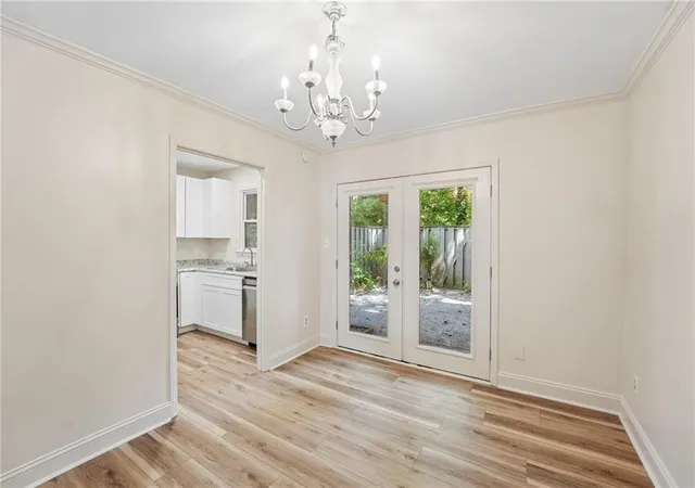 Photo 4 of Townhouse for sale at 39 Cantey Pl NW, Atlanta, GA 30327 | MLS# 7827695 | Listing updated on 2026-09-04