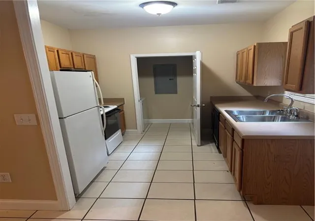 Photo 3 of Townhouse for sale at 103 Dodd Blvd Se, Rome, GA 30161 | MLS# 7829524 | Listing updated on 2026-09-03