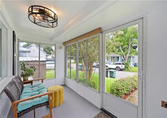 Photo 3 of Single family home for sale at 1229 E Bolton St, Savannah, GA 31404 | MLS# 7834559 | Listing updated on 2026-10-19