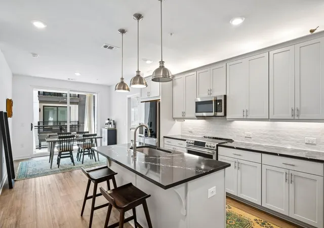 Photo 3 of Sale Pending at 371 Grant Cir Se #1823, Atlanta, GA 30315 | MLS# 7838316 | Listing updated on 2026-10-08