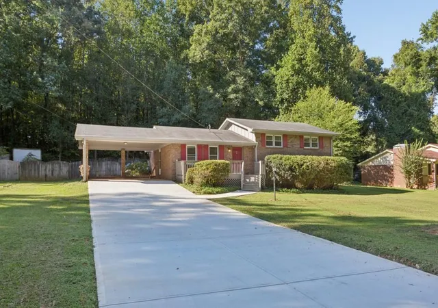 Photo 2 of Single family home for sale at 6684 Redwood Dr, Douglasville, GA 30135 | MLS# 7836300 | Listing updated on 2026-09-12