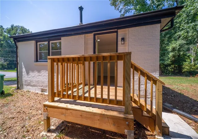 Photo 2 of Single family home for sale at 2256 Brannen Rd Se, Atlanta, GA 30316 | MLS# 7834109 | Listing updated on 2026-09-10