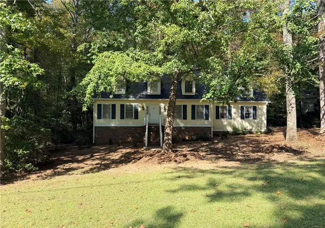 Photo 1 of Single family home for sale at 105 Northlake Dr, Carrollton, GA 30117 | MLS# 7855693 | Listing updated on 2026-10-22